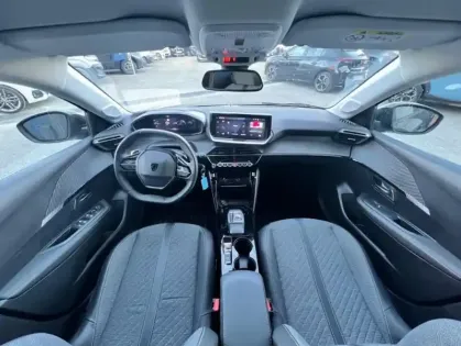 Photo 5 Peugeot 208 Gén. II Ph2 Allure 5