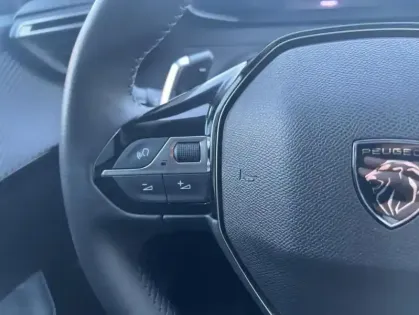 Photo 21 Peugeot 208 Gén. II Ph2 Allure 5