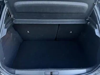 Photo 33 Peugeot 208 Gén. II Ph2 Allure 5