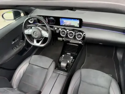 Photo 14 Mercedes Classe A 180 d AMG Line /177 Li