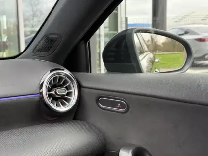 Photo 32 Mercedes Classe A 180 d AMG Line /177 Li