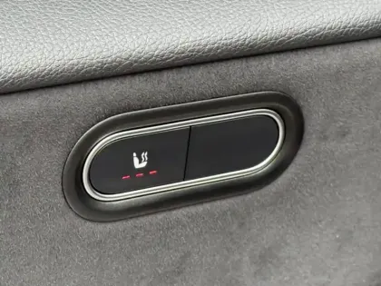 Photo 15 Mercedes Classe A 180 d AMG Line /177 Li