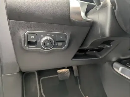 Photo 15 Mercedes GLB Gén. I (X247) Ph2 Progressive Line 5