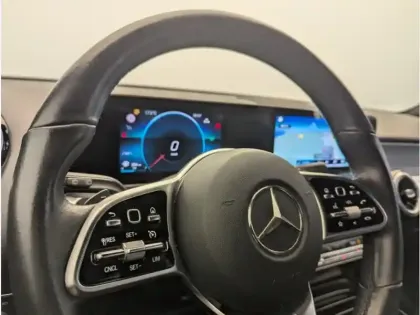 Photo 19 Mercedes GLB Gén. I (X247) Ph2 Progressive Line 5