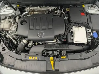 Photo 13 Mercedes GLB Gén. I (X247) Ph2 Progressive Line 5