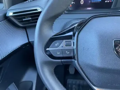 Photo 25 Peugeot 208 Gén. II Ph2 Allure 5