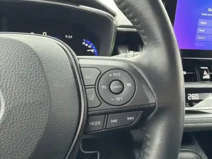 Photo 11 Toyota Corolla Hybride 122h Dynamic