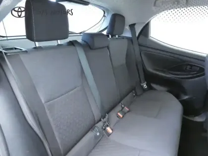 Photo 26 Toyota Yaris 120 VVT-i Design