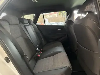 Photo 15 Toyota Corolla Hybride 2.0L 178 Design TS D