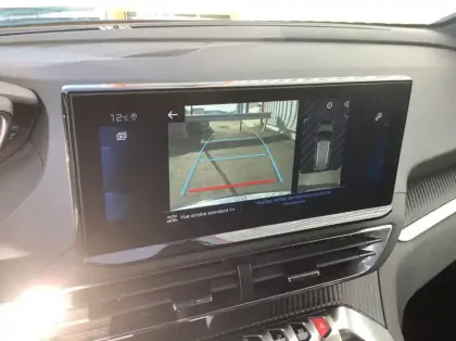 Photo 18 Peugeot 5008 BlueHDi 130ch S&S EAT8 Allure Pack