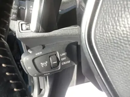 Photo 22 Peugeot 5008 BlueHDi 130ch S&S EAT8 Allure Pack