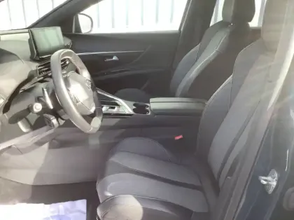 Photo 10 Peugeot 5008 BlueHDi 130ch S&S EAT8 Allure Pack