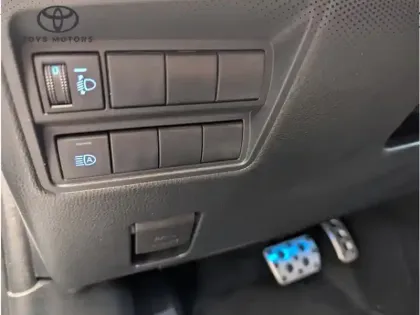 Photo 16 Toyota Yaris Hybride 116h GR SPORT