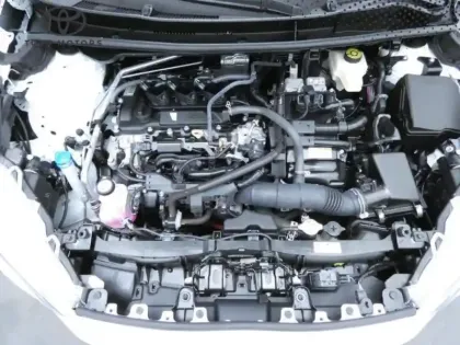 Photo 8 Toyota Yaris Hybride 116h Dynamic