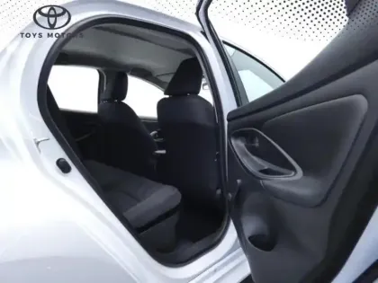 Photo 12 Toyota Yaris Hybride 116h Dynamic