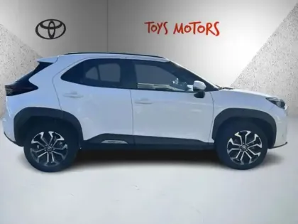 Photo 5 Toyota Yaris Hybride 1.5 HYBRID 116H DESIGN Cargo