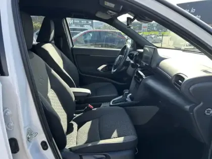 Photo 18 Toyota Yaris Hybride 1.5 HYBRID 116H DESIGN Cargo