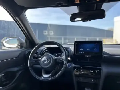 Photo 9 Toyota Yaris Hybride 1.5 HYBRID 116H DESIGN Cargo