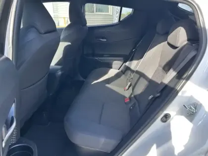 Photo 20 Toyota C-HR 1.8 Hybride 122 Design Ultimate