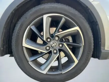 Photo 8 Toyota C-HR 1.8 Hybride 122 Design Ultimate