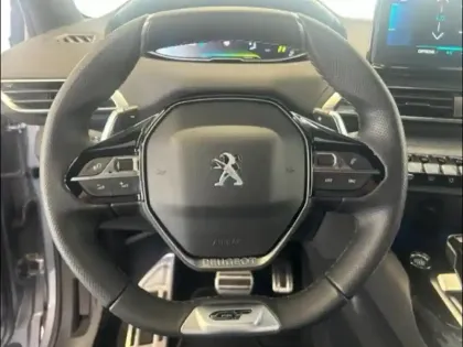 Photo 9 Peugeot 3008  HYBRID 225ch GT Pack e-EAT8