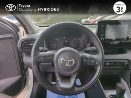 Photo 8 Toyota Yaris  116h Dynamic 5p MC24