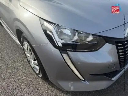 Photo 12 Peugeot 208  1.5 BlueHDi 100ch S/S Active CarPlay