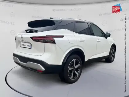 Photo 5 Nissan Qashqai  1.3 Mild Hybrid 140ch Premiere Edition