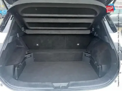 Photo 13 Nissan Qashqai  1.3 Mild Hybrid 140ch Premiere Edition