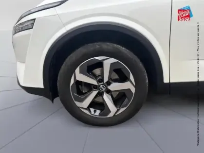 Photo 9 Nissan Qashqai  1.3 Mild Hybrid 140ch Premiere Edition