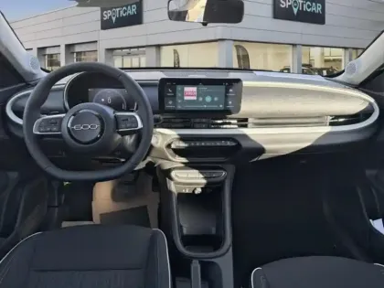 Photo 7 Fiat 600  1.2 Hybrid 136ch Pack Confort DCT6