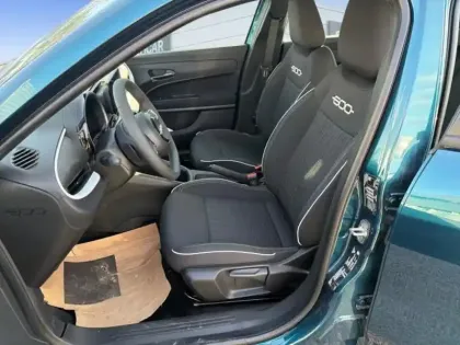 Photo 8 Fiat 600  1.2 Hybrid 136ch Pack Confort DCT6