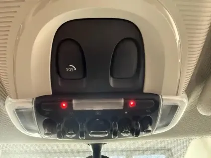 Photo 14 Mini Mini  One 102ch Edition Greenwich BVA7 109g