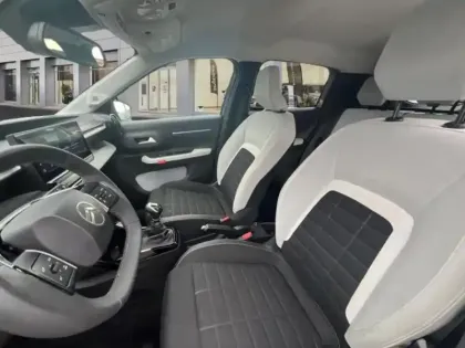 Photo 8 Citroën C3  1.2 Turbo 100ch MAX