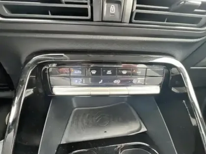 Photo 14 Citroën C3  1.2 Turbo 100ch MAX