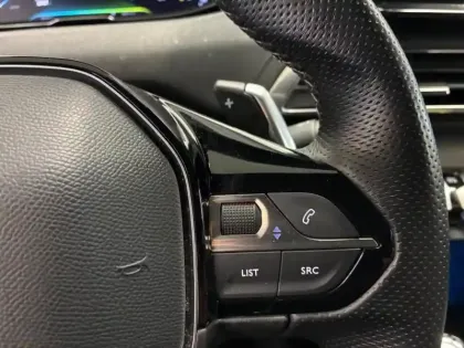 Photo 12 Peugeot 3008  HYBRID 225ch GT Pack e-EAT8