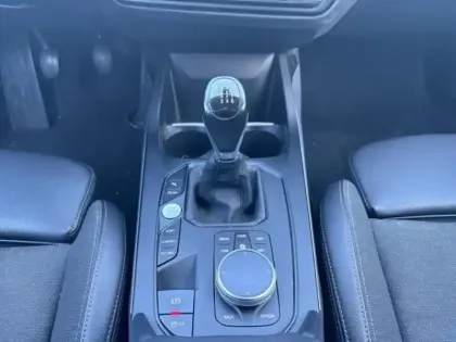 Photo 10 BMW Serie 1 Série 1 116d 116ch Business Design