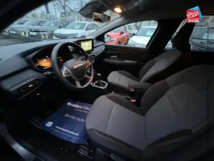 Photo 14 Dacia Jogger  1.6 hybrid 140ch Extreme 7 places -24