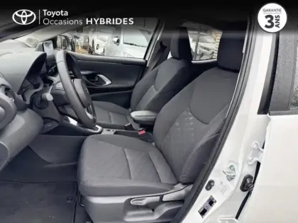 Photo 11 Toyota Yaris  116h Dynamic 5p MY25