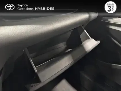 Photo 8 Toyota Yaris Gén. IV Ph1 France Business 5