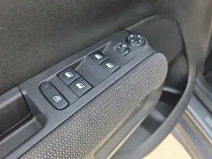 Photo 12 Citroën C3 Aircross  BlueHDi 110ch S&S Shine