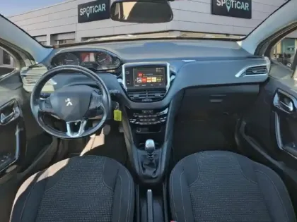 Photo 8 Peugeot 208  1.2 PureTech 110ch Tech Edition S&S 5p