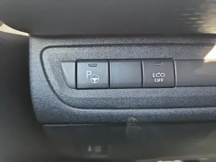 Photo 13 Peugeot 208  1.2 PureTech 110ch Tech Edition S&S 5p