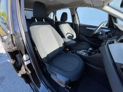 Photo 22 BMW Serie 2 Série 2 ActiveTourer 225xeA 224ch Lounge