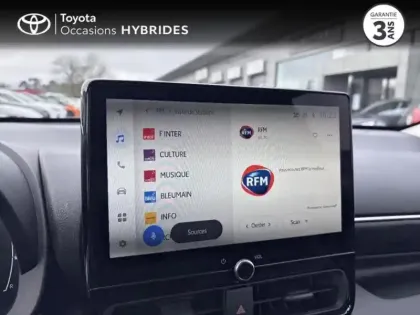 Photo 6 Toyota Yaris  116h Design 5p MC24