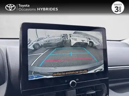 Photo 8 Toyota Yaris  116h Design 5p MC24