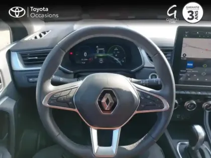 Photo 8 Renault Captur  1.6 E-Tech hybride 145ch Techno