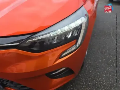 Photo 12 Renault Clio  1.6 E-Tech hybride 140ch Business -21N