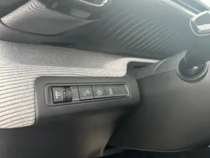 Photo 12 Citroën C3  1.2 Turbo 100ch MAX