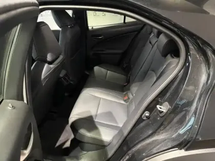 Photo 10 Lexus UX  250h F SPORT Design 2WD